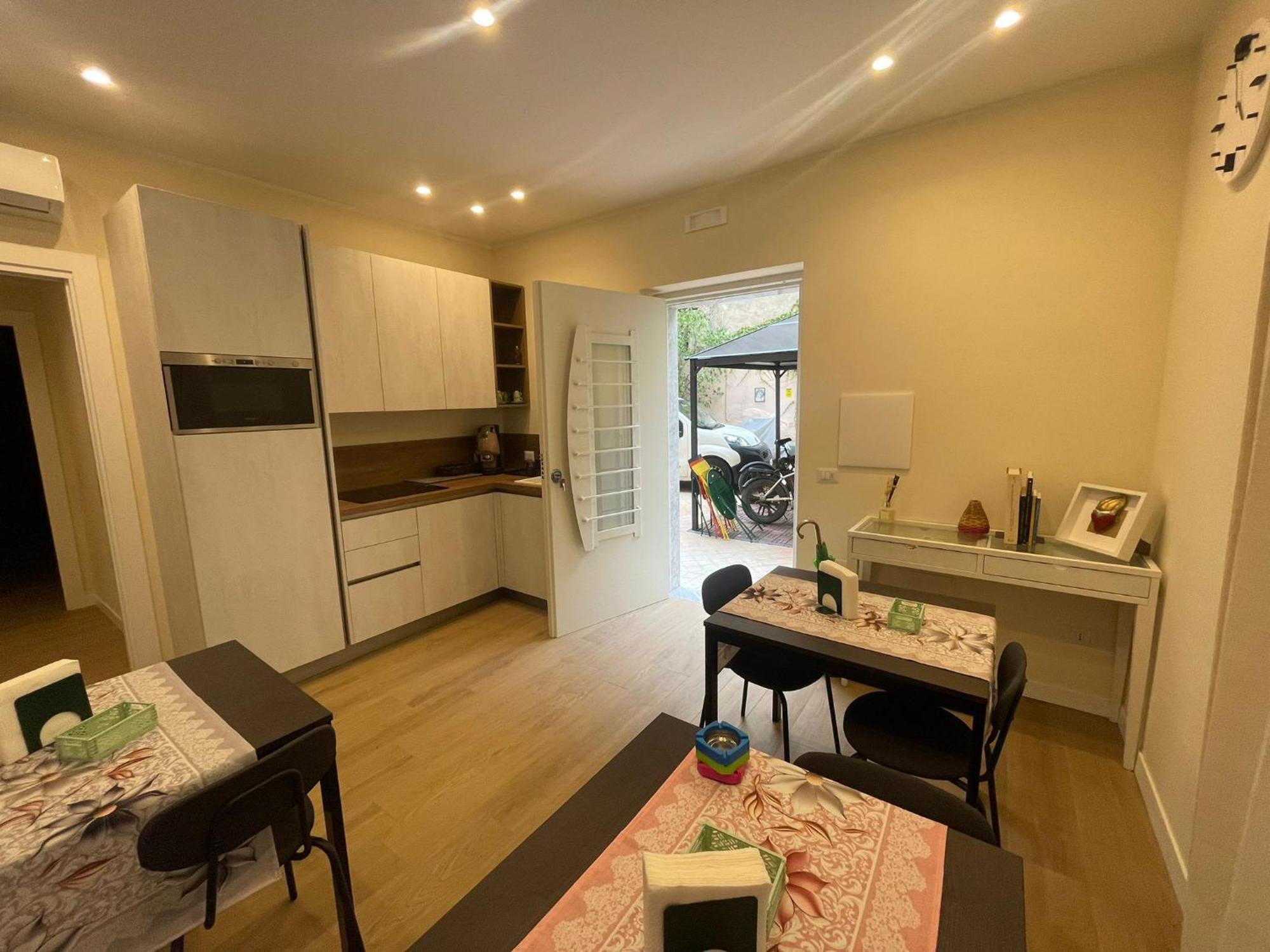 La Casa Di Ily Otel Napoli Dış mekan fotoğraf