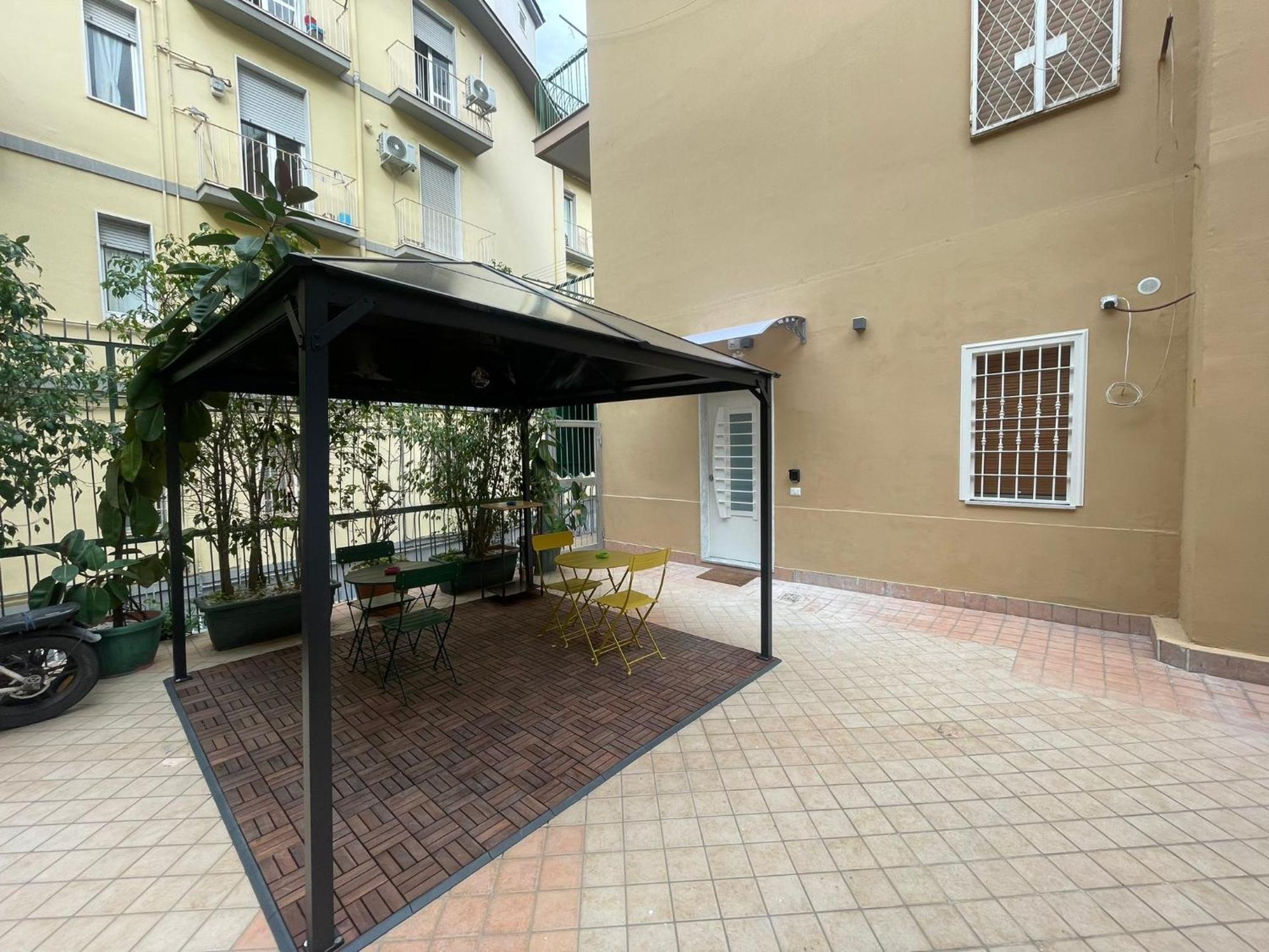 La Casa Di Ily Otel Napoli Dış mekan fotoğraf