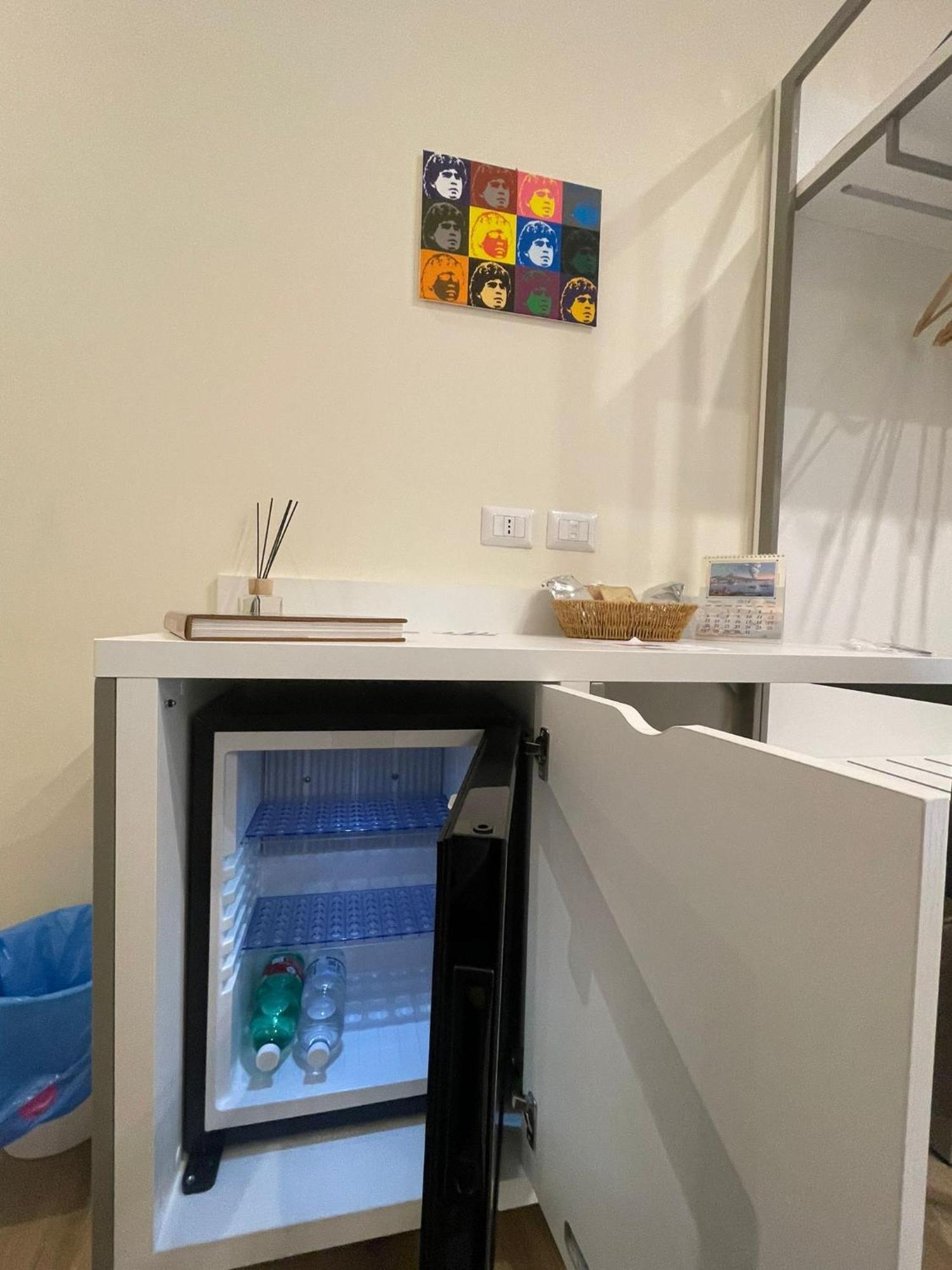 La Casa Di Ily Otel Napoli Dış mekan fotoğraf