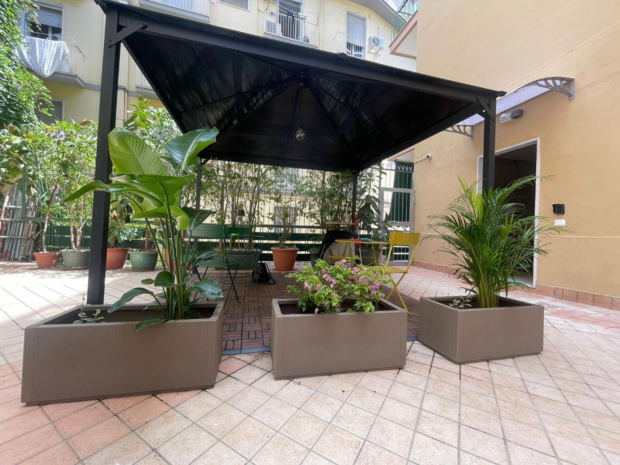 La Casa Di Ily Otel Napoli Dış mekan fotoğraf