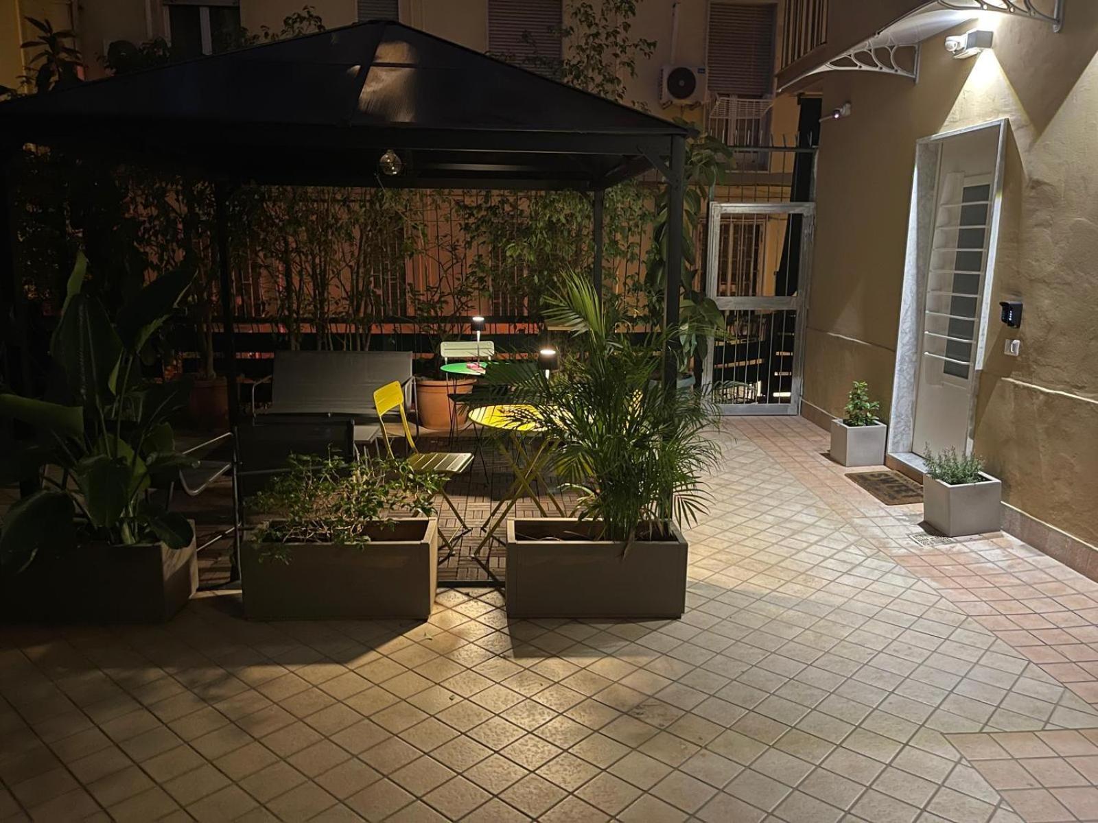 La Casa Di Ily Otel Napoli Dış mekan fotoğraf